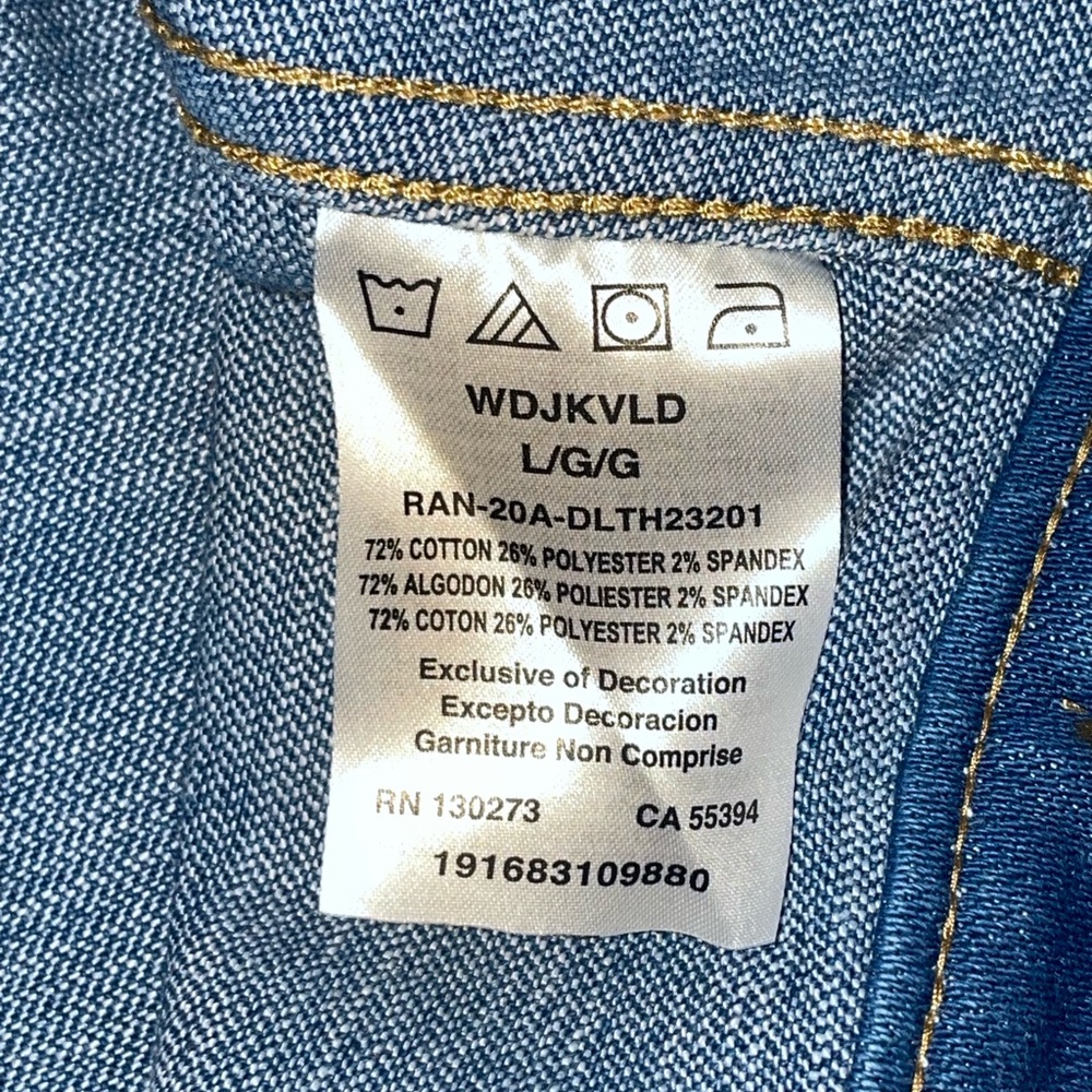 Wrangler Shrunken Denim Vest Low Dip Rinse. Large - Picture 6 of 6